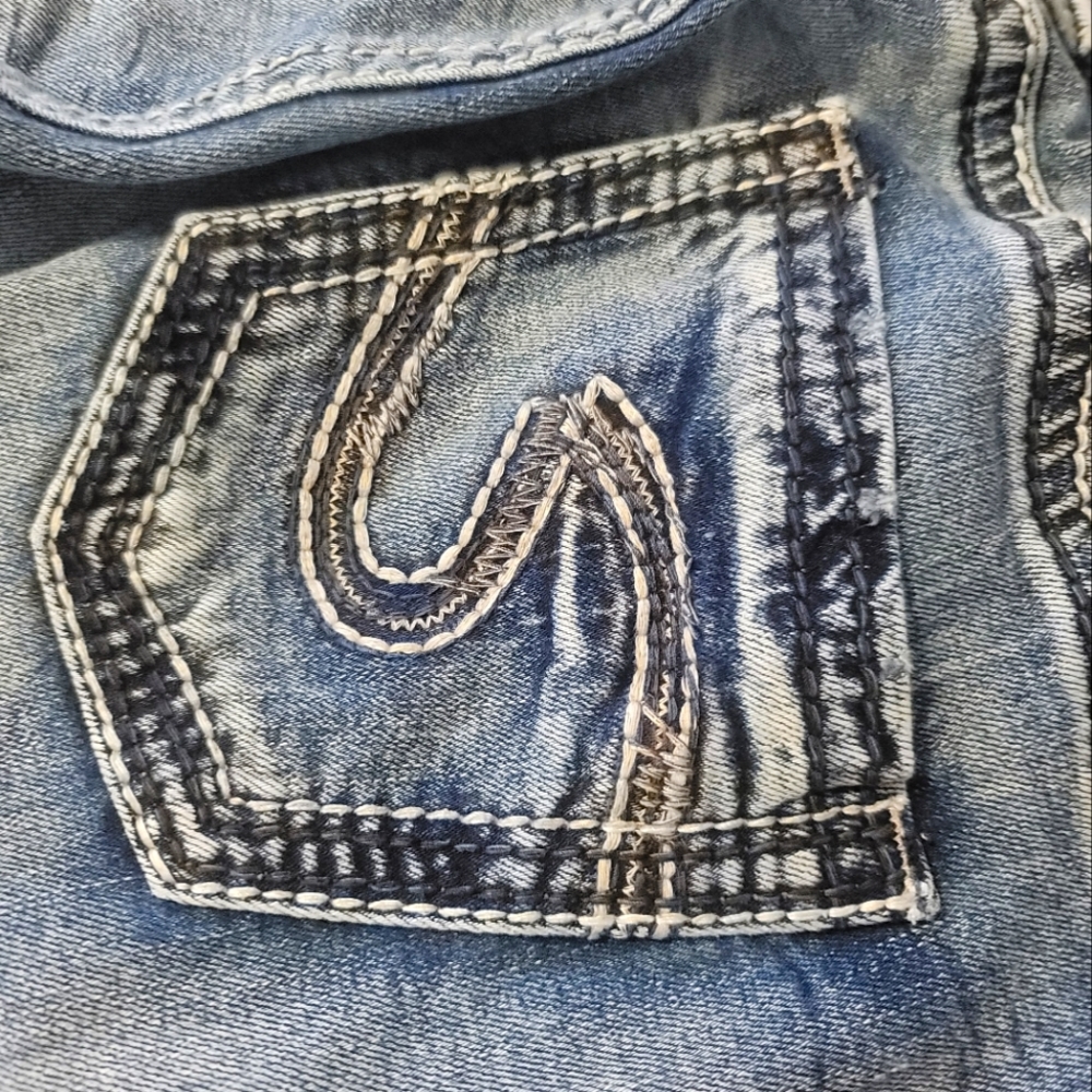 Silver jeans light wash baby boot cut